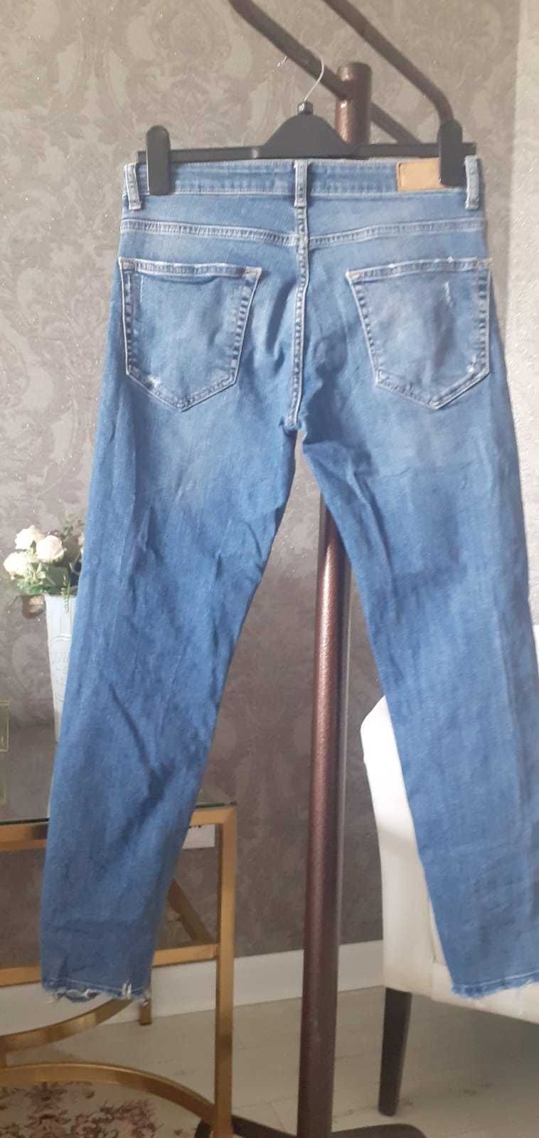 мужские джинсы ZARA на 46 размер производства Турции