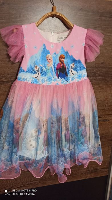 Дрехи за момиче различни размери