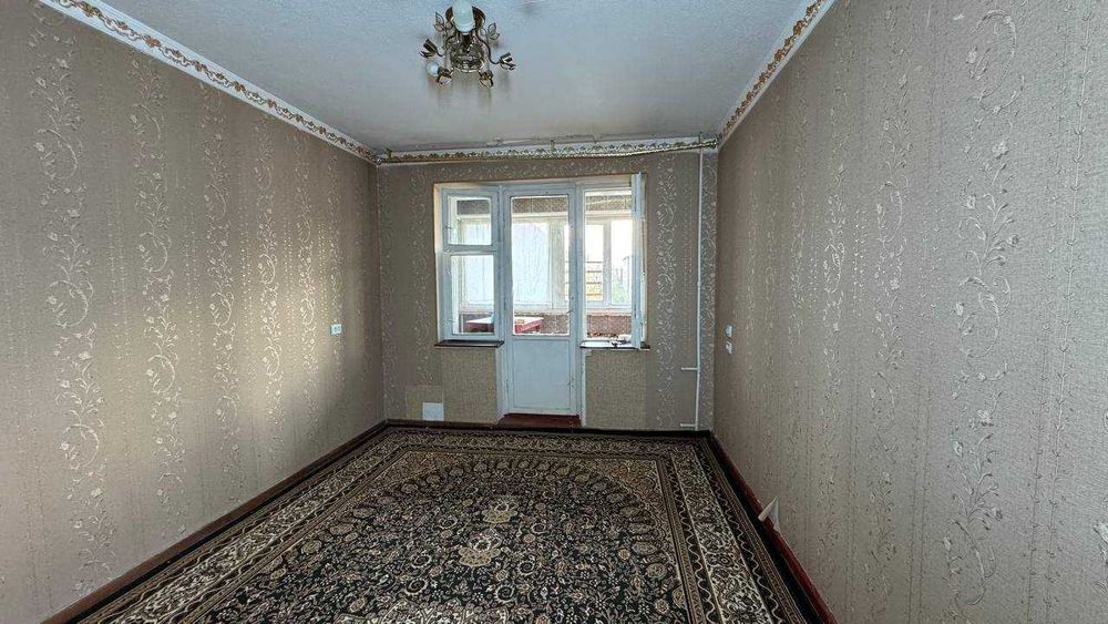 Заканал Турк литцей 3 қаватда 2 хонали квартира сотилади.ID: 1514