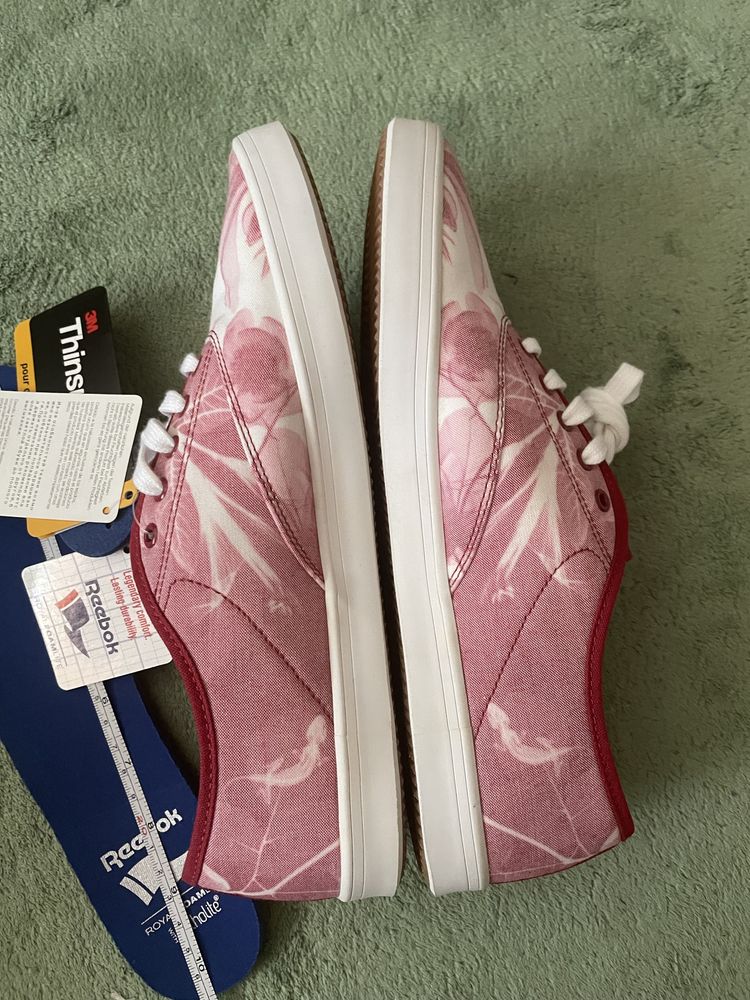 Нови кецове Reebok 40,5