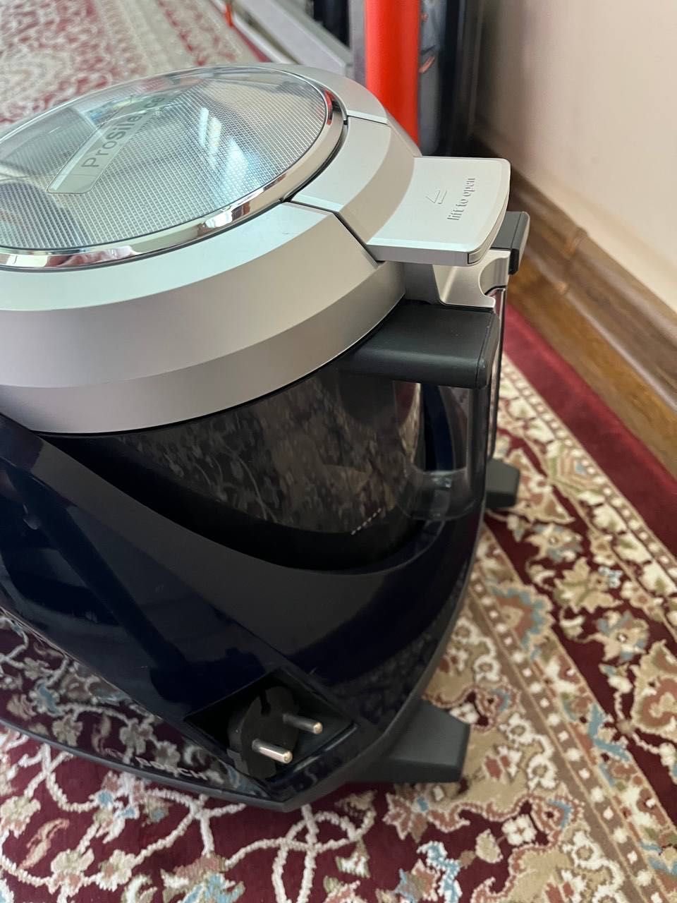 Пылесос Bosh Relaxx’x …Silent Clean