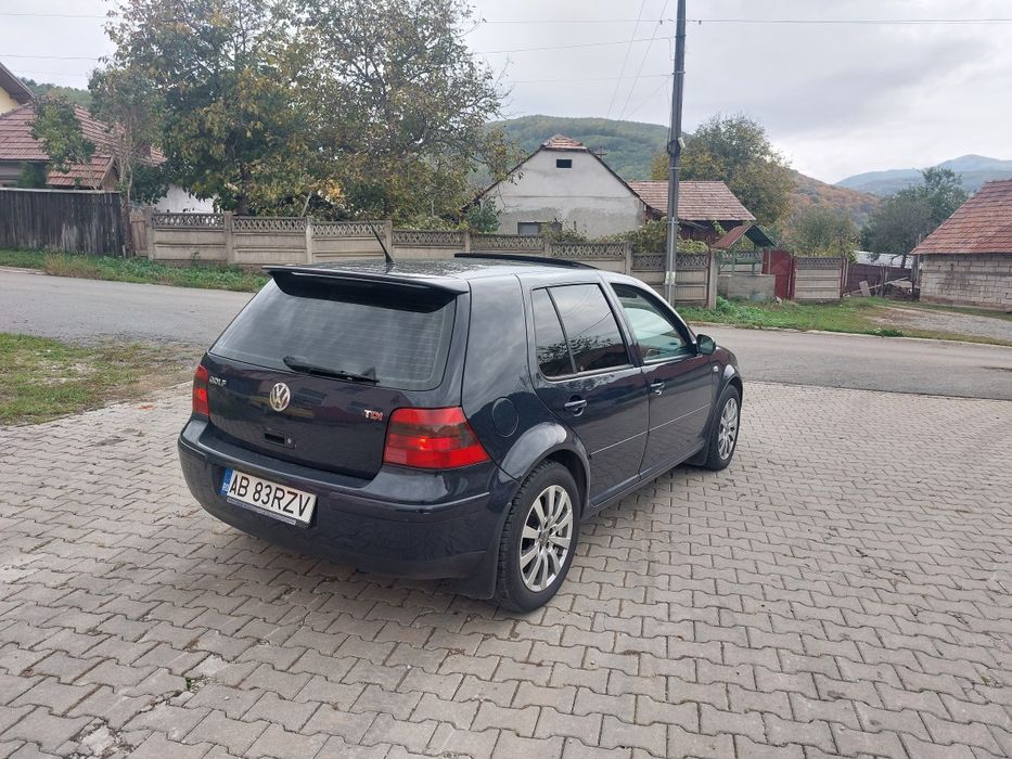 Vând Golf 4 1.9 tdi 131 cp 6 trepte