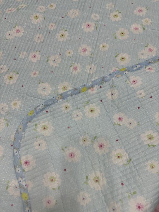 Продам  одеяло 2х спальн -3500т