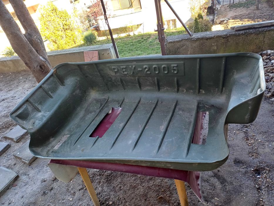 Леген за багажник Suzuki Vitara 1.6