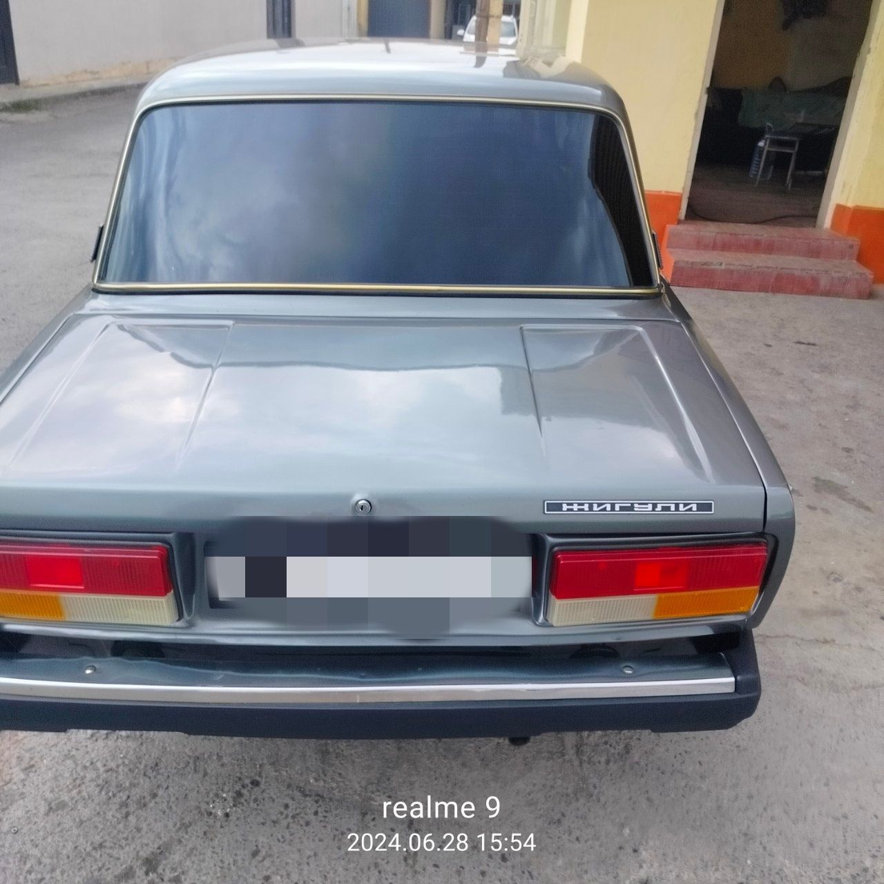 Vaz 2107 sotiladi