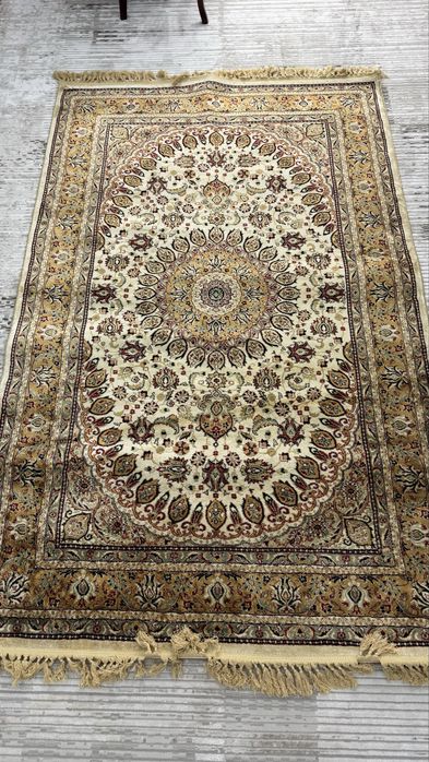 Продам шелковый ковер! Размер 3*5, 150*230!