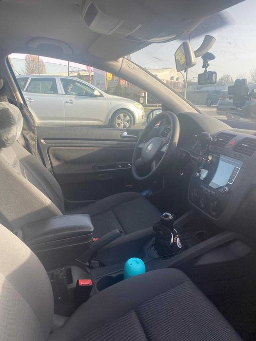 VW Golf 5 1.4 benzina