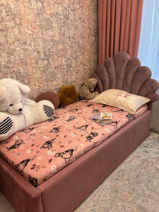 Детская кровать. Б/У но ребенок очень мало спит в ней.