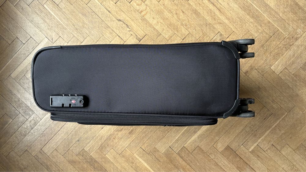 Оригинален American Tourister Crosstrack куфар 4 колела, 55см