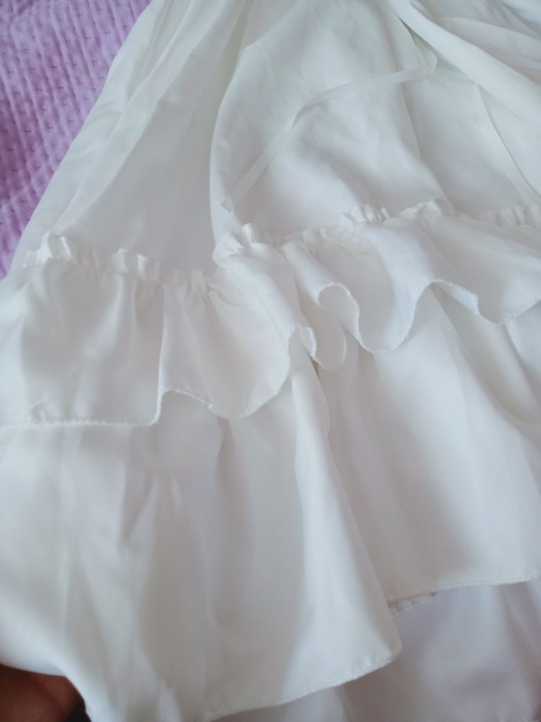 белое платье в стиле лолита, абсолютно новое ни разу не ношеное
