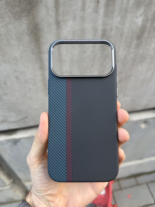 Husa iphone 17 pro max pitaka