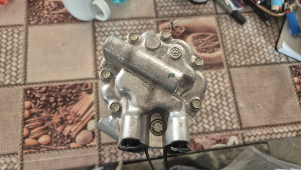 Compresor aer condiționat clima dacia jogger piese motor