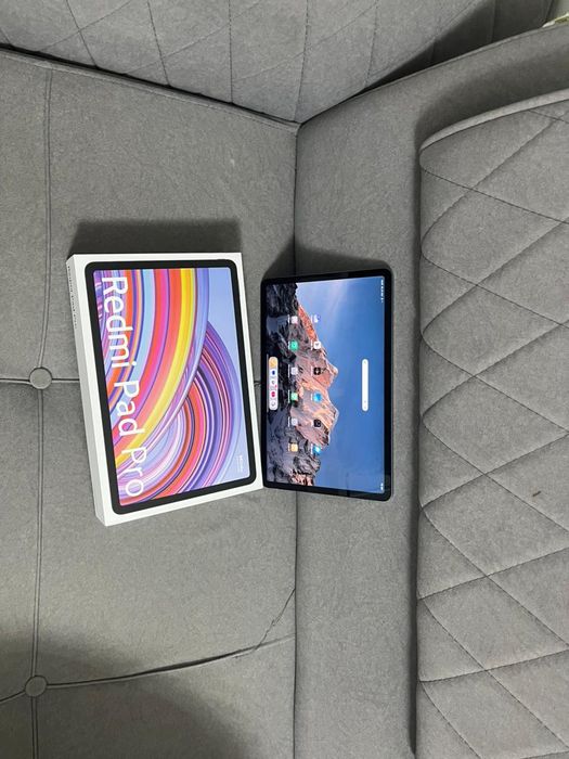 Redmi pad pro 8 /256 гб  хороший планшет для игры для школы!