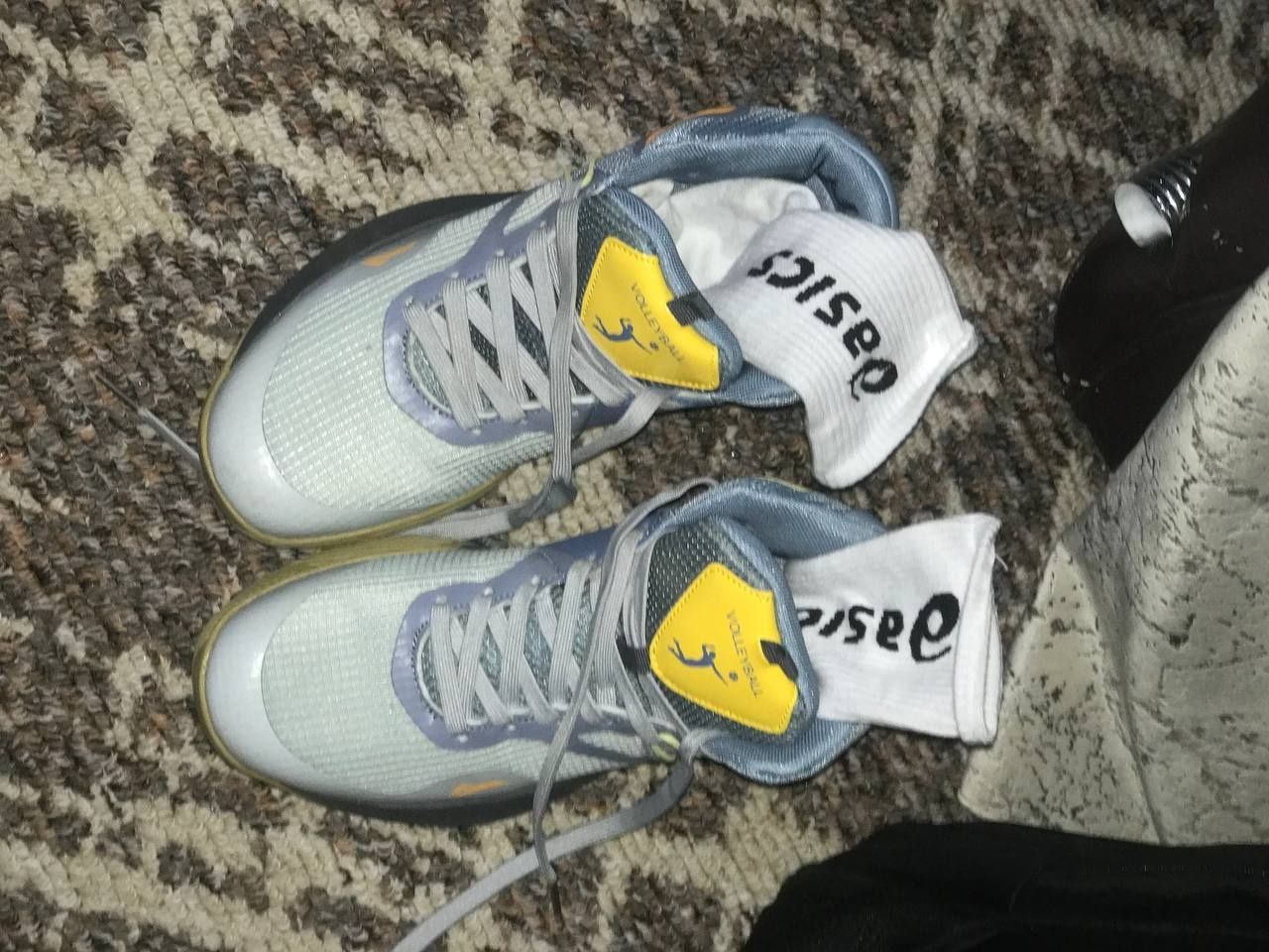 Волебольный кроссовки Nike precision 6 razmeri 41 
 hop razmeri 41