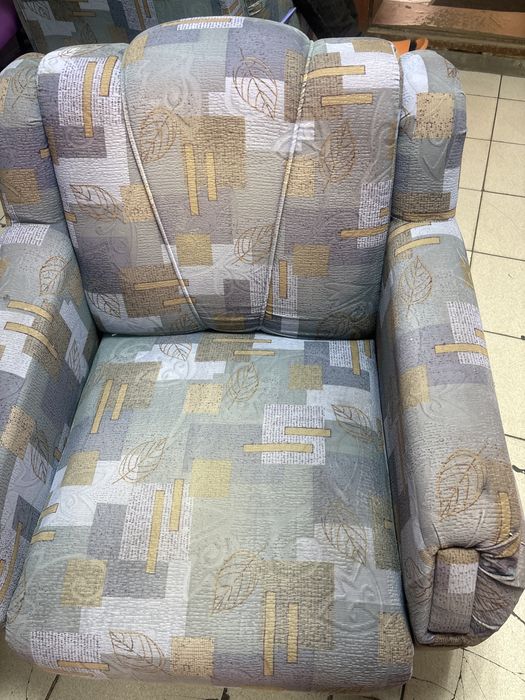 Продам два кресла