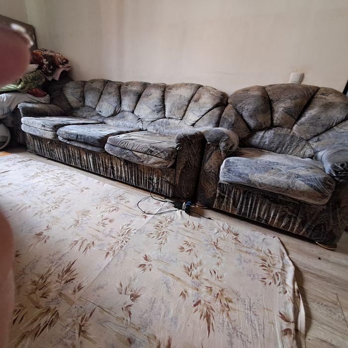 Диван кровать,кресла2 шт,раскладной,прочный,мягкая.