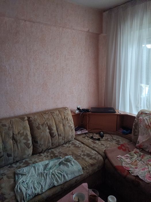 Диван  на перетяжку или в ремонт