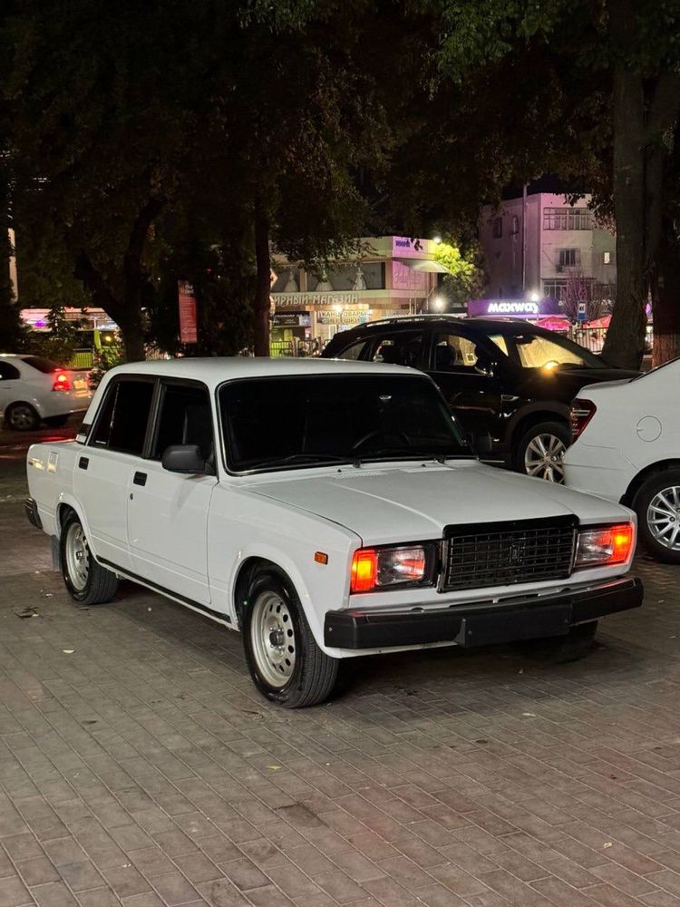 Ваз 2107 год 2000