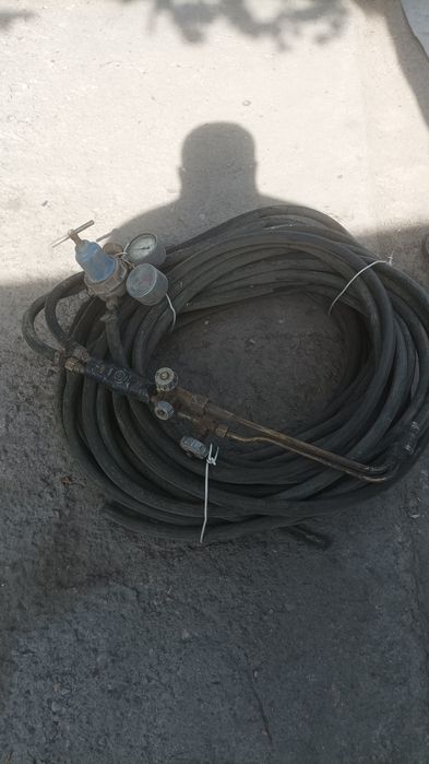 Резак шланга редуктор ва резаклари билан