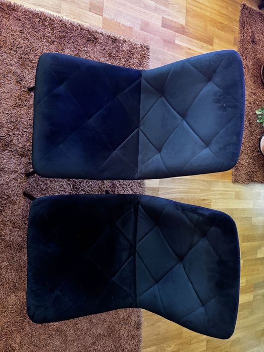 Scaun HILLEVI in tesatura albastru marin