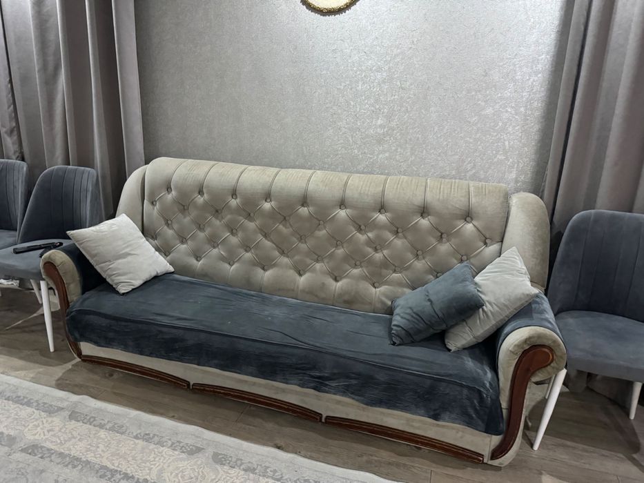 Диван книжка и два кресла