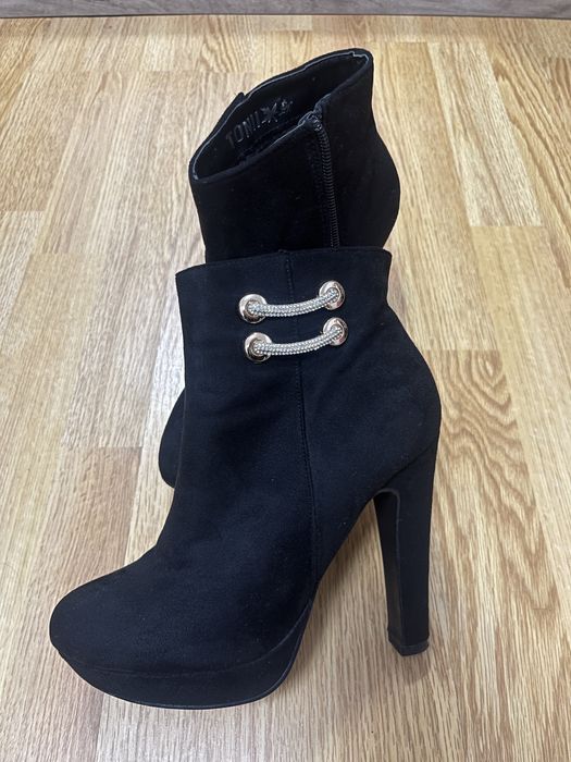 Botine superbe Marimea 37