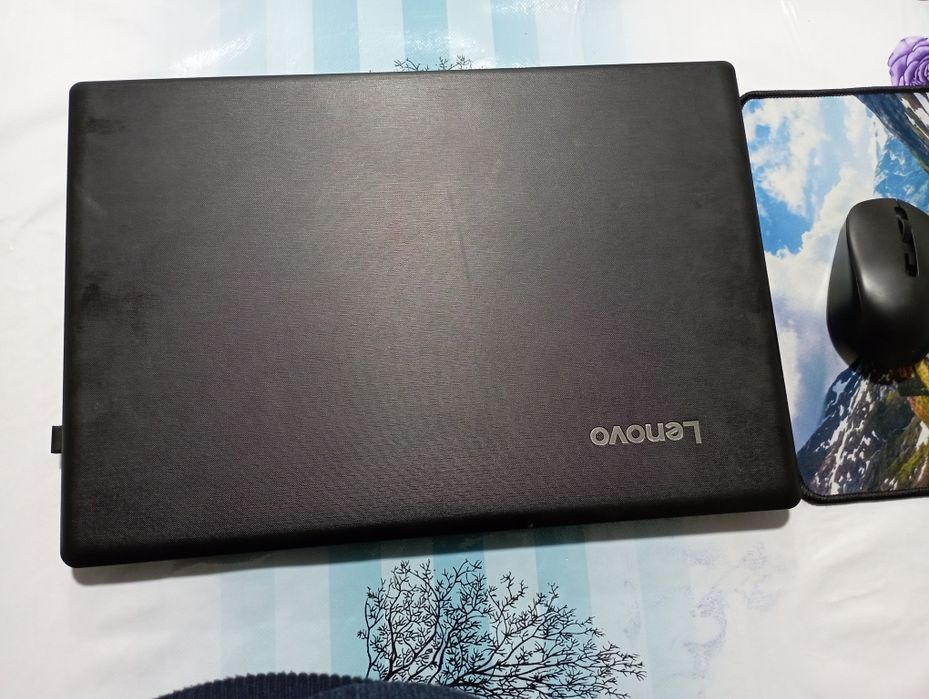Продаю ноутбук Lenovo