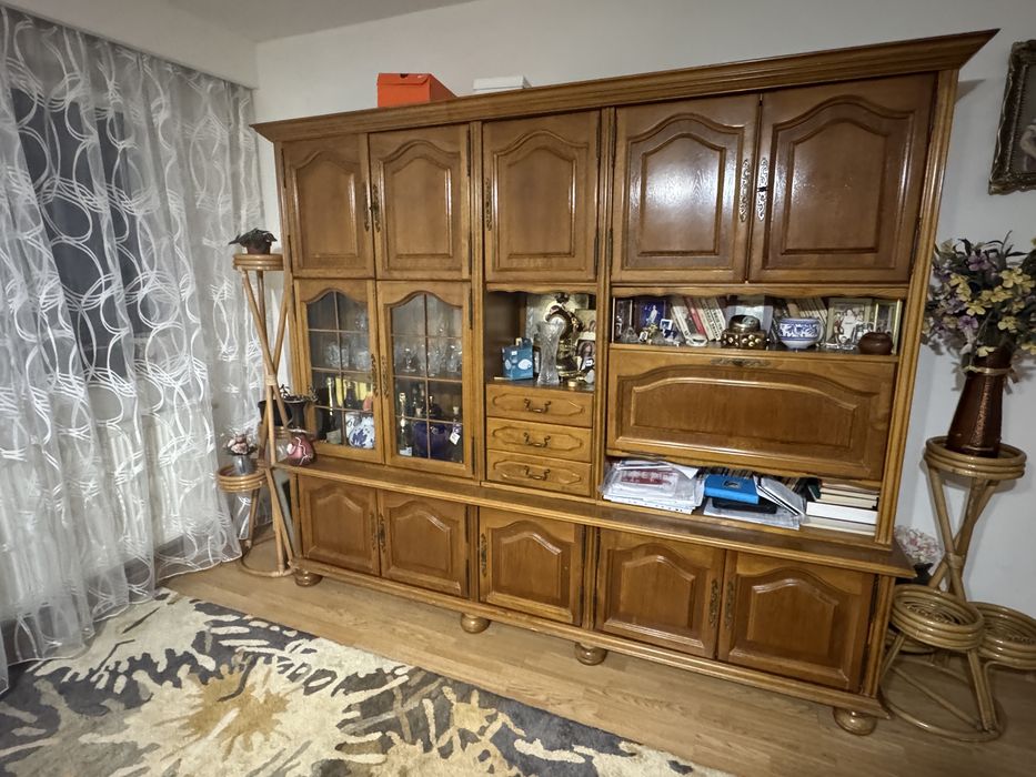 Vand biblioteca din lemn masiv