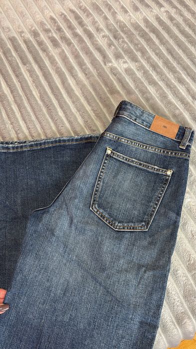 Разпродажба дънки ZARA