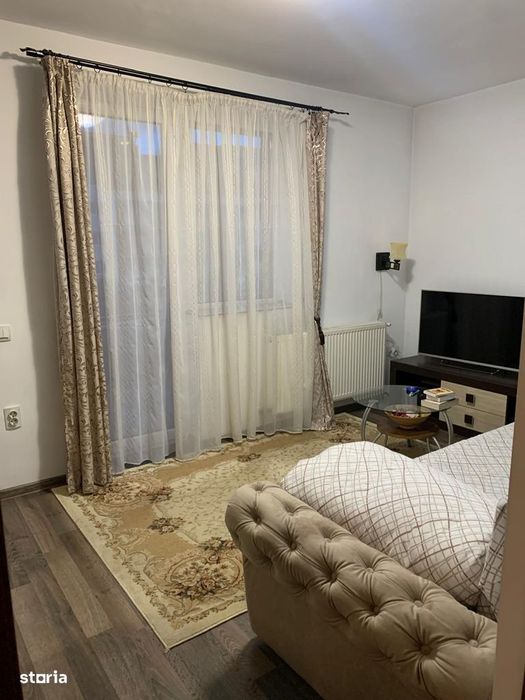 Garsoniera zona Tractorul mobilata complet etajul 1