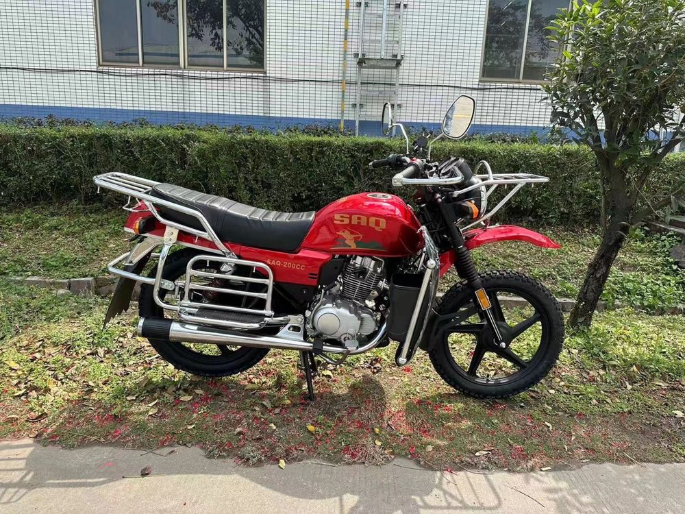 Мотоцикл 150-200 куб