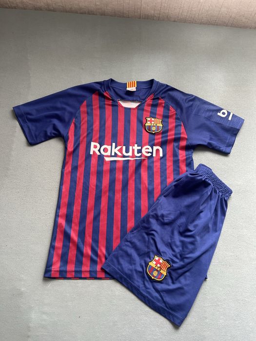 Екип на Barcelona Messi