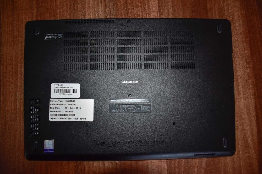 Laptop Dell Latitude 5590 cu Windows 11 PRO INSTALAT ȘI ACTIVAT