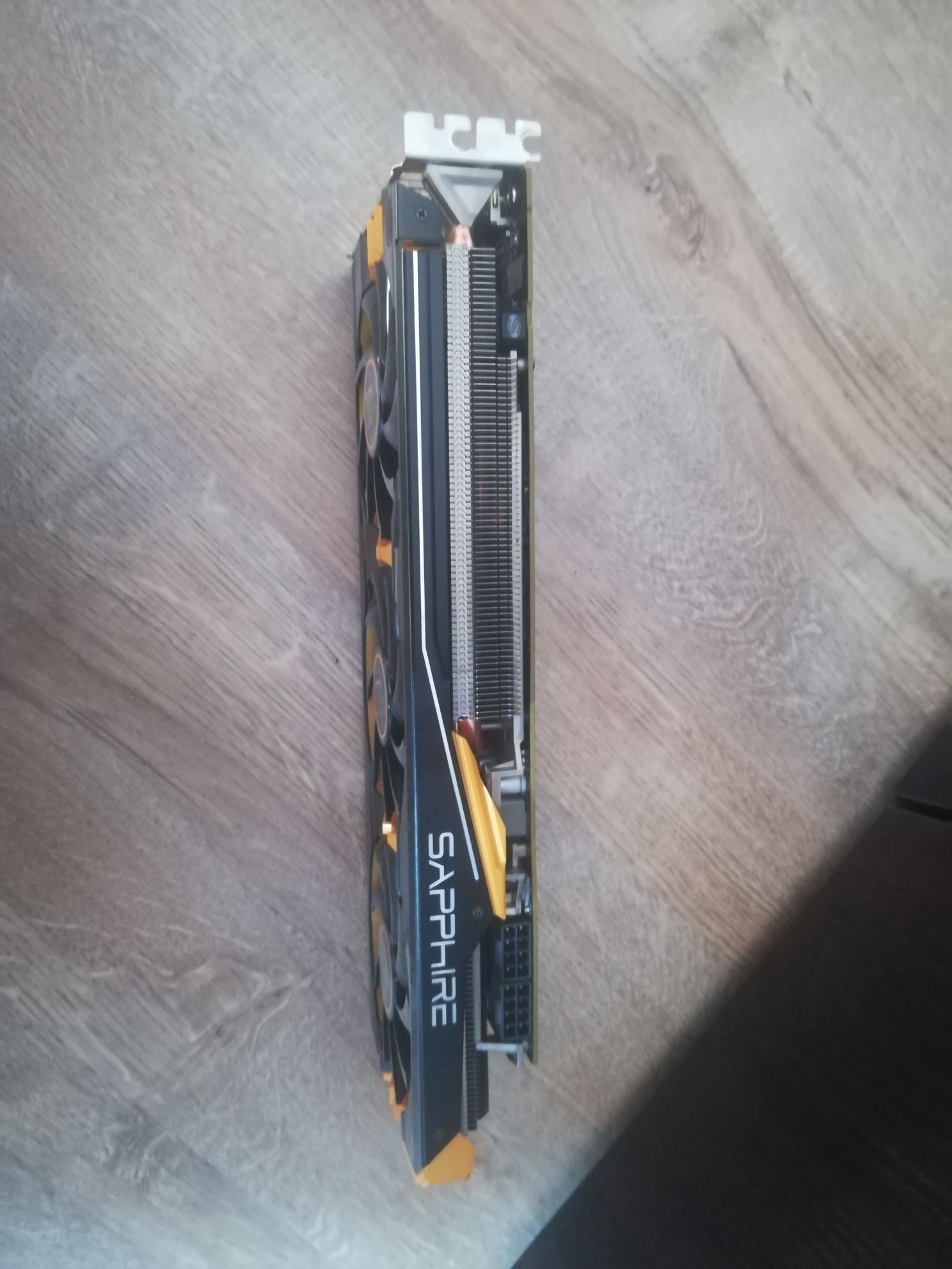 Placă video sapphire AMD radeon r9 290