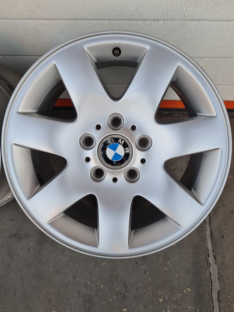 Оригинални джанти за BMW R16 5x120 ET47 7J