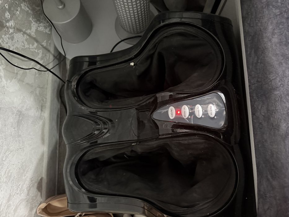 Масажный аппарат для ног  и для тела