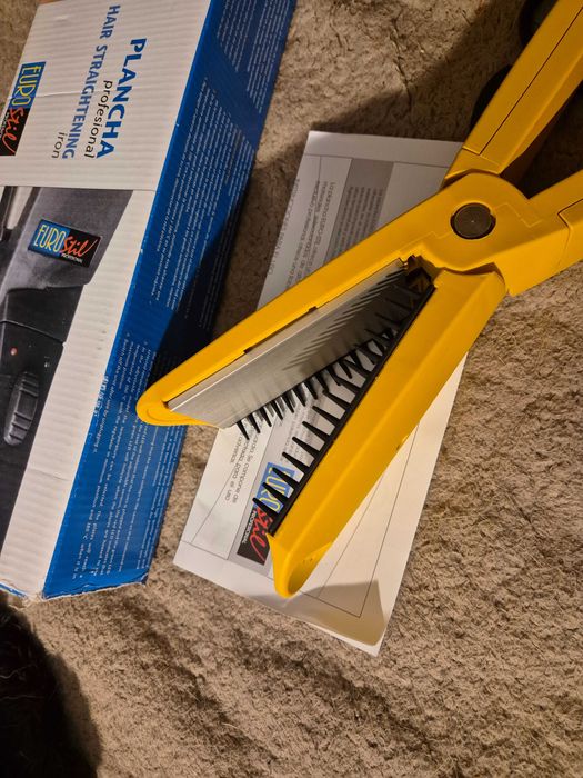 Placa de indreptat parul Eurostil profesional, noua, Spania