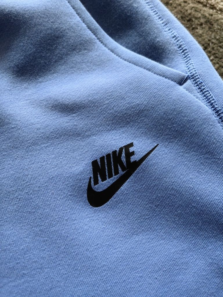 Мъжко долнище Nike Tech Fleece