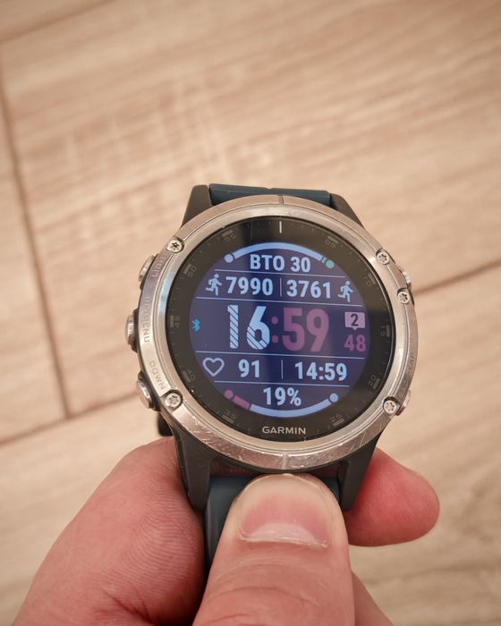 Garmin FENIX 5 Plus Sapphire Titanium