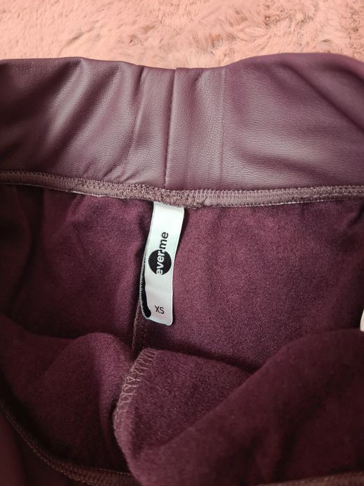 Pantaloni de piele vatuiți