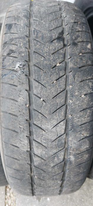 Anvelope de Iarna Davanti 235/65/R17