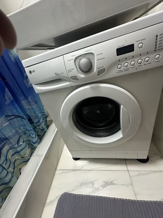 Кир мошина и раковина сотмлади