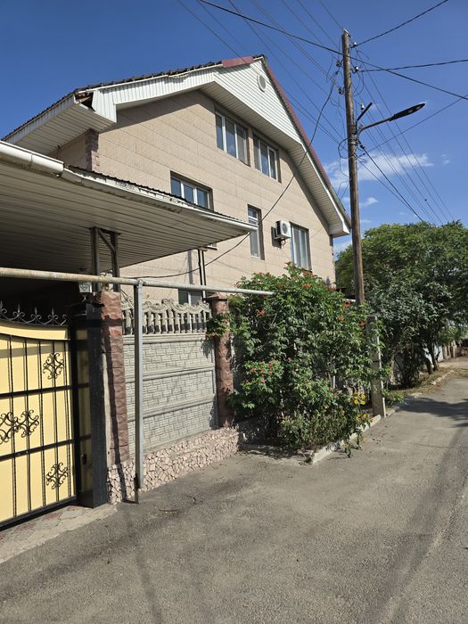Продам дом в Турксибском районе на границе с Алатау сити