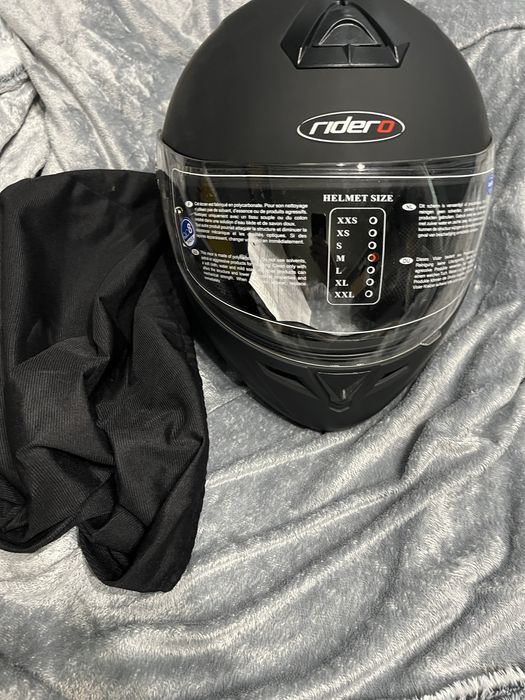 Чисто нова каска RIDERO YP H920-C-M