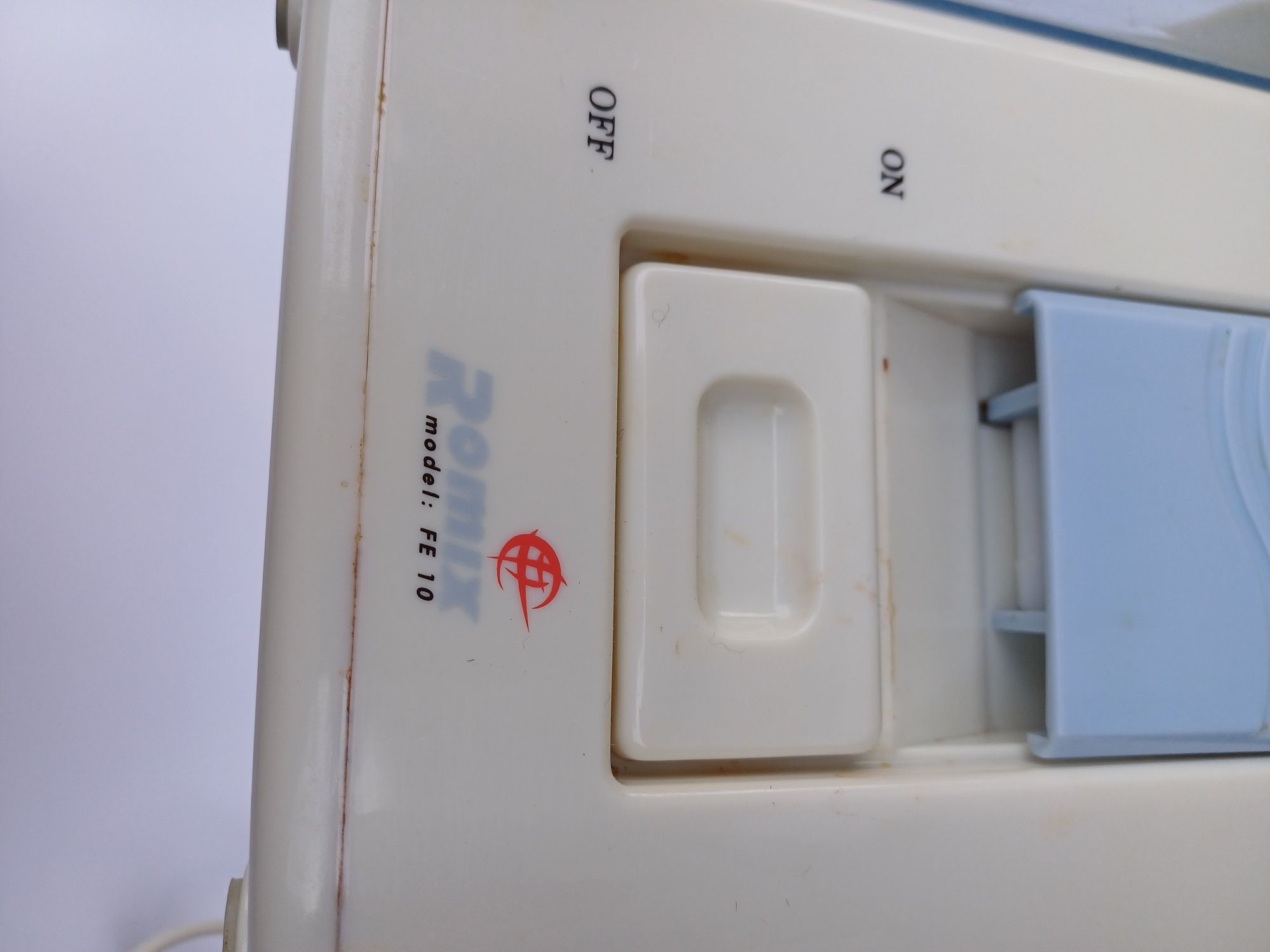 Сокоизтисквачка Romix FE10