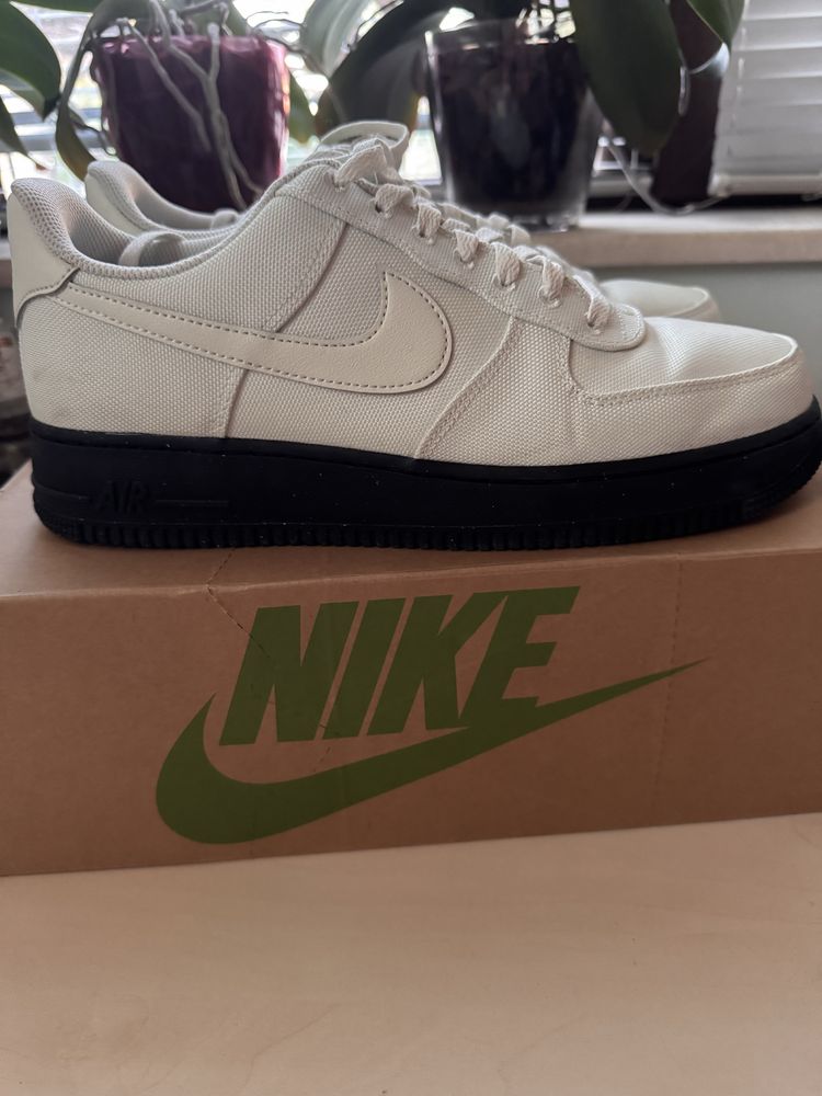 !НОВО! Обувки:Nike(44номер) цвят:Пастелено зелено