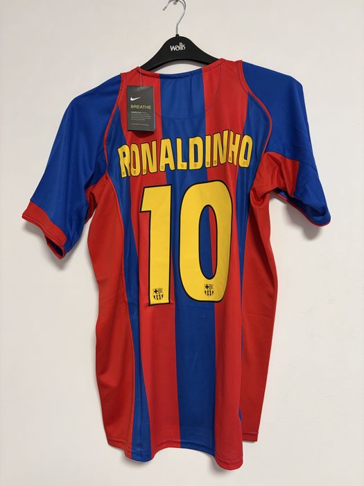tricou fotbal jersey retro Barcelona Ronaldinho 10 04/05