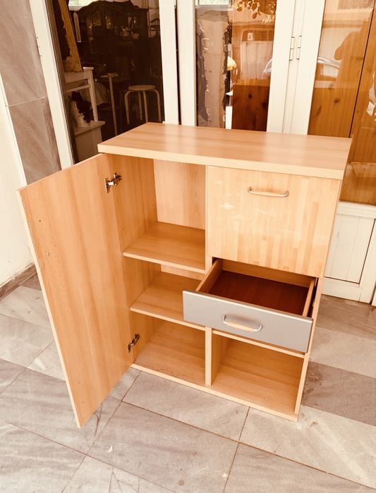 Ретро дървен шкаф от 90-те в отлично състояние