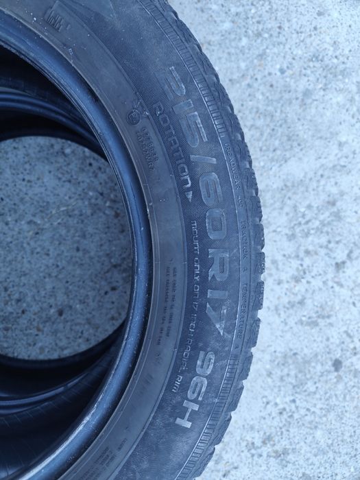 Зимни гуми , втора употреба 215/60/R17
