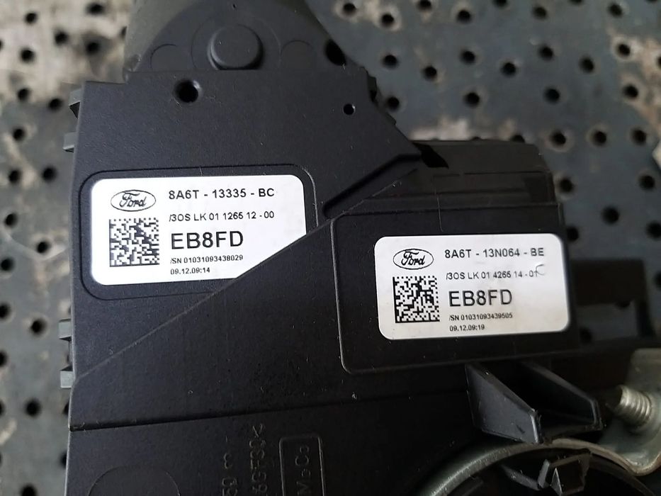 Bloc manete semnalizare stergator parbriz ford fiesta 6 cb1 ccn 8a6t13335bc 8a6t13n064be